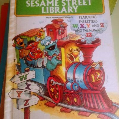 Lot 26 The Sesame Street Library 15 Books 1978