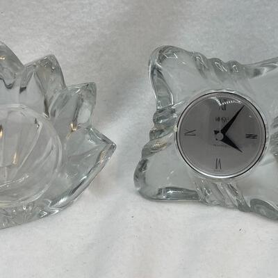Mikasa clock with two different holders