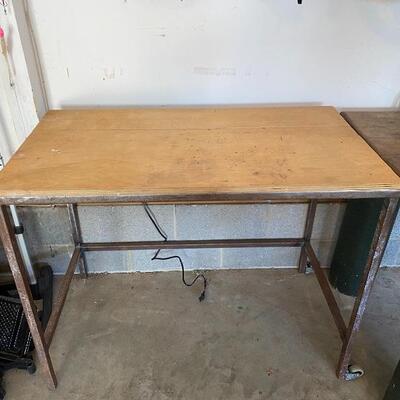 285 Wood Top Work Table With Metal Frame