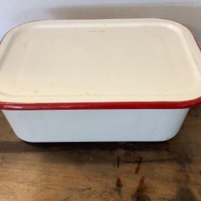 295 Vintage White and Red Enamelware Baking Pan with Lid