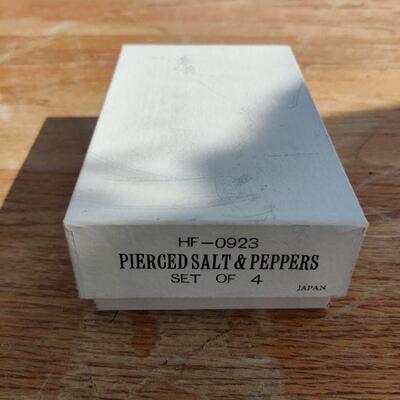 Vintage Salt and pepper shakers