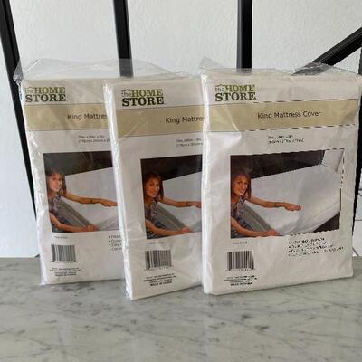 Set of 3 NEW in Package King Size Mattress Covers YD#022-0091