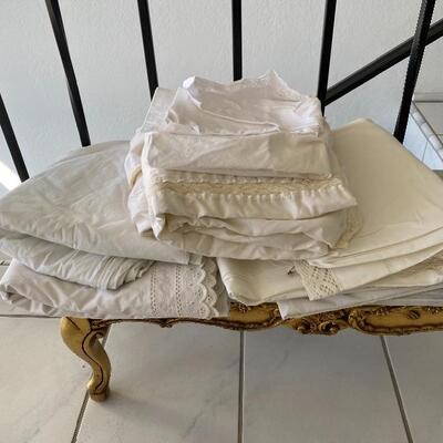 Mixed Lot of White Lace Edged Flat Sheets YD#022-0092