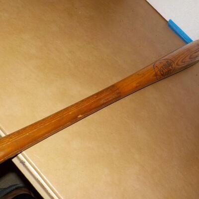 Louisville slugger  Mickie Mantle. Model.