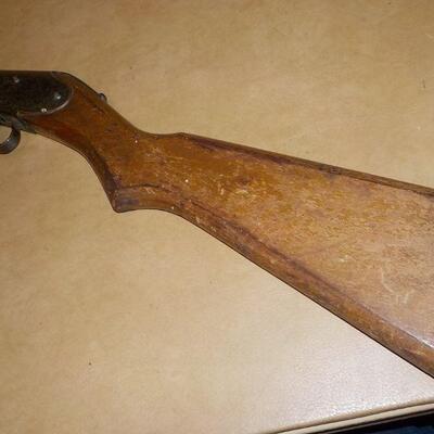 " Daisey model 24 " Diasey fist produced pump BB Gun.