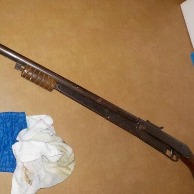 " Daisey model 24 " Diasey fist produced pump BB Gun.