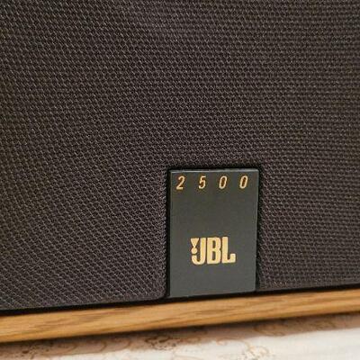 Lot 20: Vintage PAIR of JBL Audio 6.5 2-Way Bookshelf Speakers with TITANIUM Tweeters