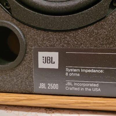 Lot 20: Vintage PAIR of JBL Audio 6.5 2-Way Bookshelf Speakers with TITANIUM Tweeters