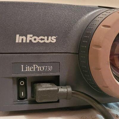 Lot 22: IN FOCUS Lite Pro 730 Projector TESTED A+