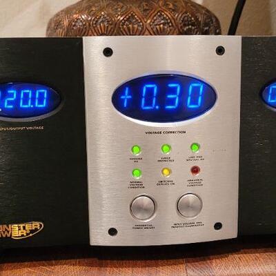 Lot 24: MONSTER POWER Noel Lee Signature Edition AVS 2000 Automatic Voltage Stabilizer