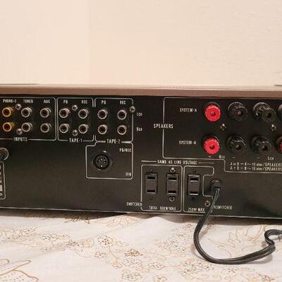 Lot 28: Vintage DENON PMA-770 Precision Audio Pre-Amplifier 