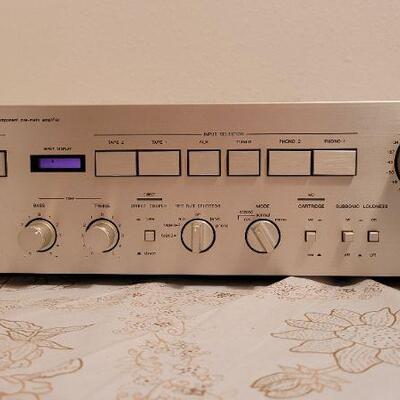 Lot 28: Vintage DENON PMA-770 Precision Audio Pre-Amplifier 