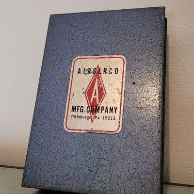 Lot 42: Vintage A LASER CO Valve and Gauge Kit