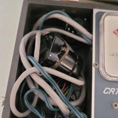 Lot 43: Vintage SUPERIOR INSTRUMENTS CO CRT Tube Tester Kit 