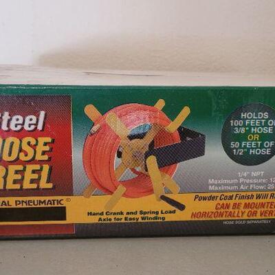 Lot 55: New CENTRAL PNEUMATIC Steel Hose Reel 