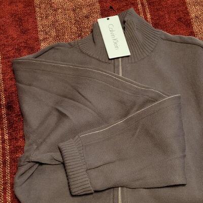 Lot 59: New with Tags Men's Calvin Klein Zip Up Long Sleeve Sweater