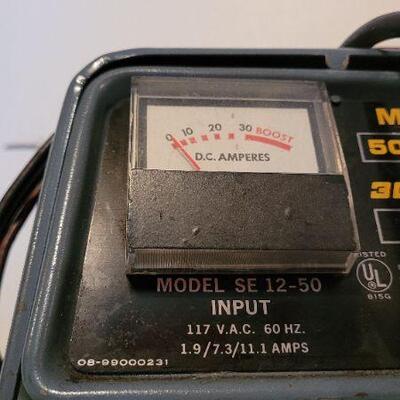 Lot 67: Vintage MITY MITE Model SE 12-50Battery Charger 