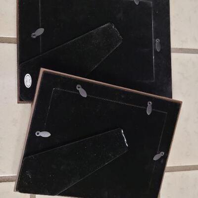 Lot 84: (2) RAJ Home Deco Picture Frames