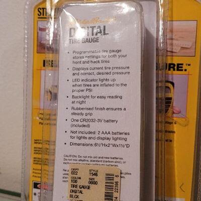 Lot 86: (2) New Tools - DIGITAL TIRE GAUGE & STRAIT LINE