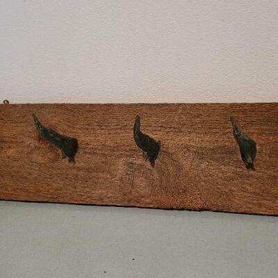 Lot 88: Vintage 4-Antler Hanging Rack 6" x 25" 
