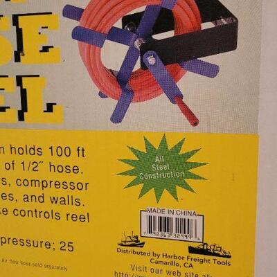 Lot 91: New in Box 120psi AIR HOSE REEL 