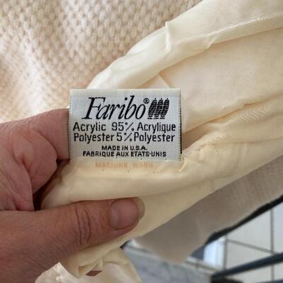 Vintage Cream Colored Faribo Twin Size Blanket YD#022-0110