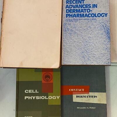 Set of 4 Vintage Medical Dermatology Related Books YD#022-0139