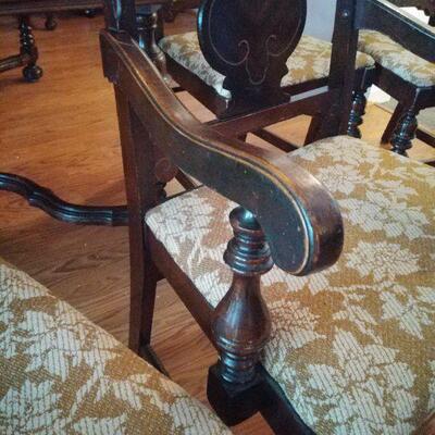 pick up Walpole-William and Mary Style Dining Set-pick up Walpole
