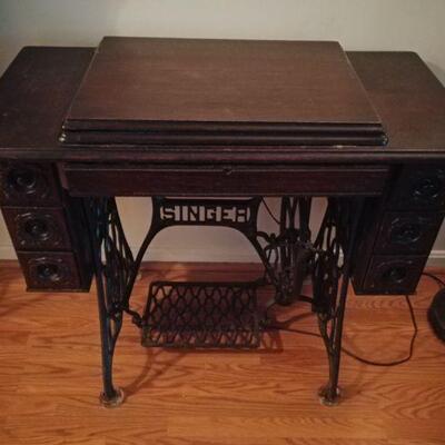 pick up Walpole-Singer Treadle Sewing Machine -pick up Walpole