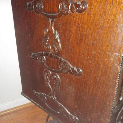 pick up Walpole-Singer Treadle Sewing Machine -pick up Walpole