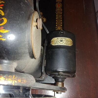pick up Walpole-Singer electrified sewing machine-pick up Walpole