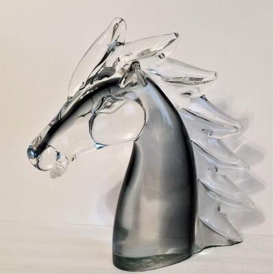 Lot #33 Cool Glass Sculpture of a Horse's Head