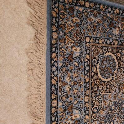 Lot 109: Belgium Wool Rug (4'8" Ã— 7'1")