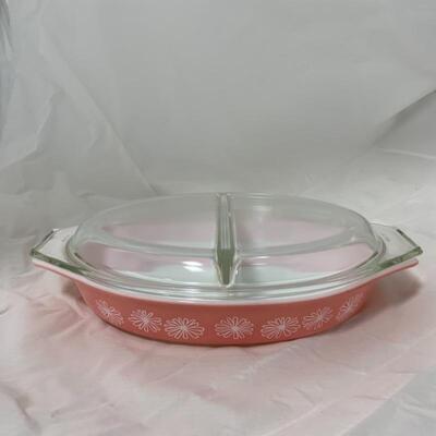 .11. VINTAGE | PYREX | Pink Daisy Divided Dish with Lid