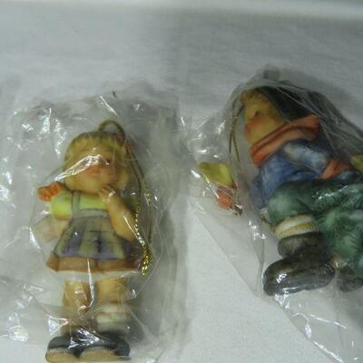 Hummel Lot #52