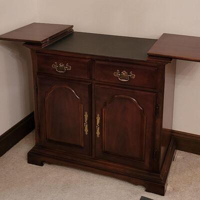 Lot 138: Bernhardt Cherry Buffet 35"Ã— 17.5" Ã— 32" 