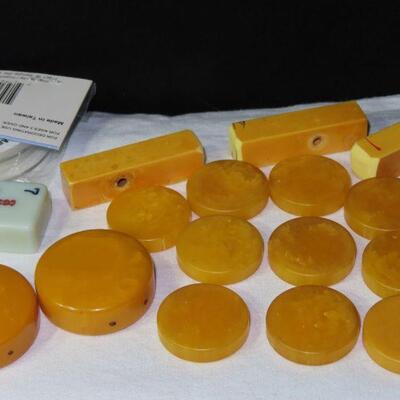 Bakelite Jewelry Kit