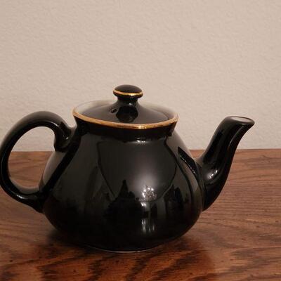 Lot 148: (3) Teapots - Hall, Unmarked & Andrea