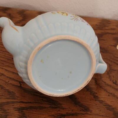 Lot 150: (2) Vintage Transfer Floral Small Teapots 