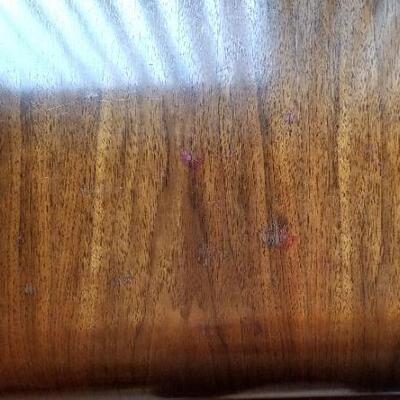 Lot #60  Vintage Roos Sweetheart Cedar Chest - very clean