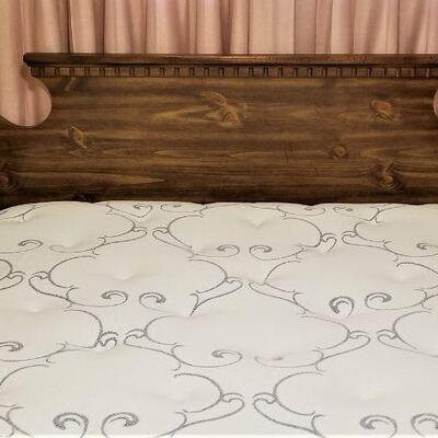 Lot #62  Double/Full Bed set with Super Clean Luxury Mattress