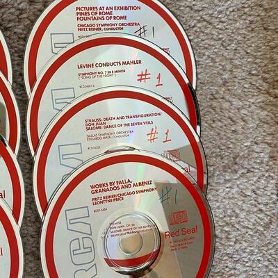 Lot 3 - Hundreds of CDs & Red / Blue Seal CDs  