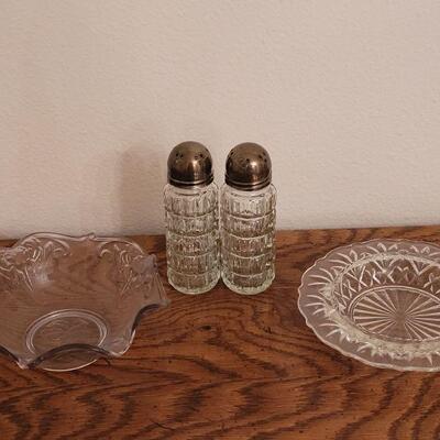 Lot 156: Vintage Cut Glass 