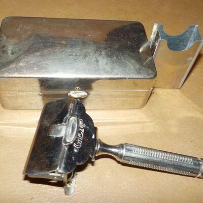 :"1940's Gem Travel Razor with case and blade holder".