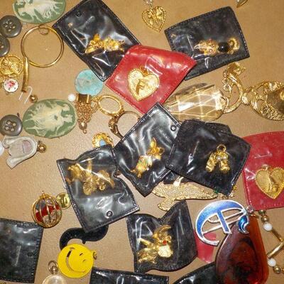 " Custom Jewelry accessory kit/ 100+ pieces ".