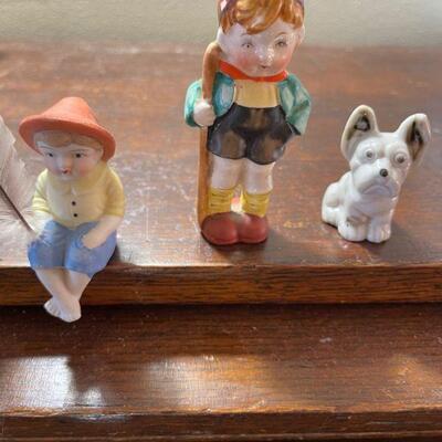 3 small collectables 