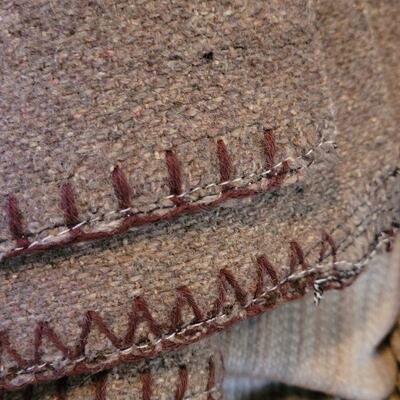 Lot 182: Vintage Wool Throw Blanket