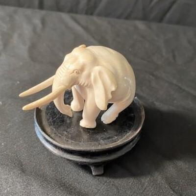LOT#23MB1: Believed to be Ivory Elephant