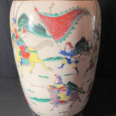 LOT#91LR: 19th Century Chinese Vase w/ Warrior Motif