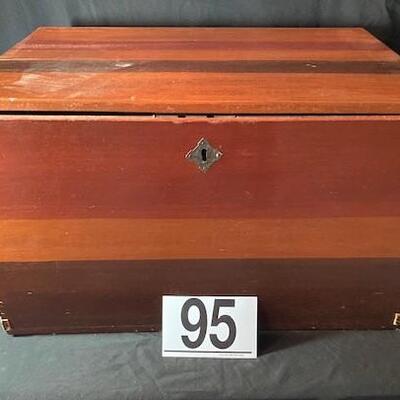 LOT#95LR: Believed to be Narra Wood Trunk 